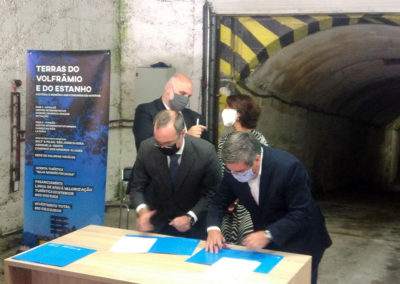 A Tourist Development Agreement was signed yesterday at the mouth of the Panasqueira Mine